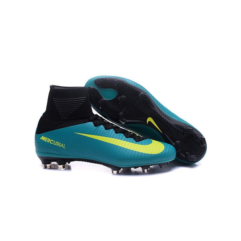 Crampons de football pour hommes et femmes Benin