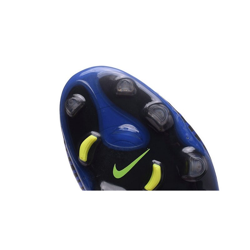 crampon nike magista bleu