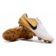 Crampons Nouveau Nike Phantom Venom Elite FG Blanc Or Noir