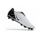 Crampons Nouveau Nike Phantom Venom Elite FG Noir Blanc