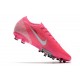 Chaussures Nike Mercurial Vapor XIII Elite AG Mbappe Rose Blanc Noir