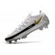 Nike Crampons de Foot Phantom GT Elite FG Blanc Noir Or Rouge